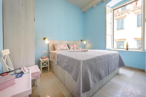 Dubrovnik Old Town House | Stradun View En Suite Rooms & Studio