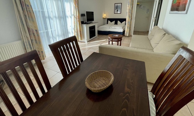 Kuhlungsborn Ost Apartment | Strandjuwel 231 - only 100m to the beach - terrace - WLAN - parking space