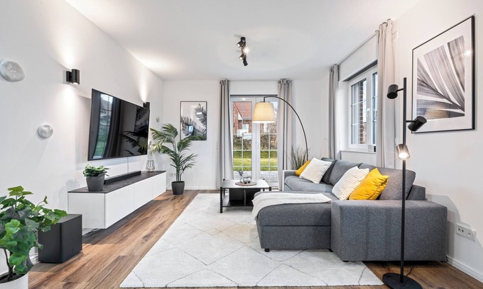 Rosenhagen Apartment | Strandnest Rosenhagen - light-flooded 5-star apartment near the beach