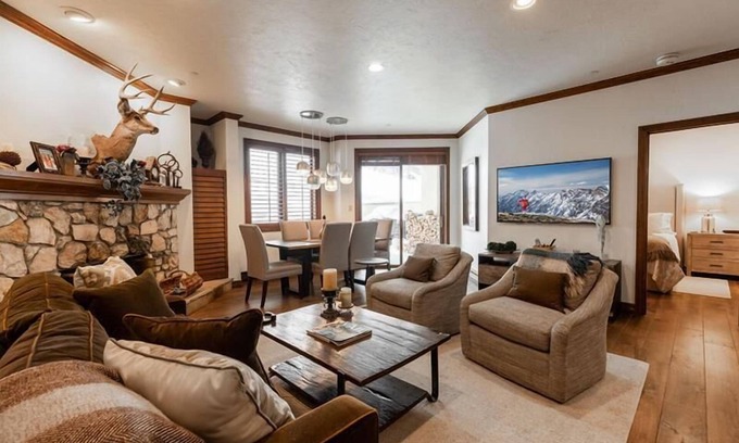Beaver Creek Condo | Strawberry Park On The Slopes In Beaver Creek Ski-In/Ski-Out