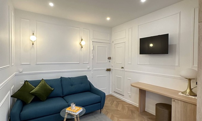 Quartier de l'Ecole-Militaire Apartment | Studio Élégant au Cœur de Saint-germain-des-prés