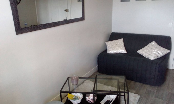 Veules-les-Roses Apartment | Studio 100m from the beach
