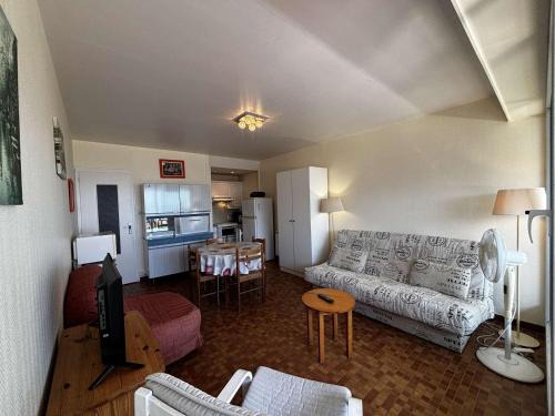 Saint-Jean-de-Monts Apartment | Studio 2-3 pers bord de mer avec parking privé - FR-1-224C-491