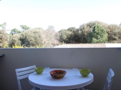 Dolus-d'Oleron Apartment | Studio 3 couchages proche plage avec piscine et tennis à Dolus-d'Oléron - FR-1-246A-306