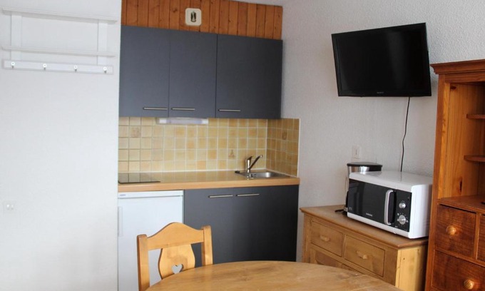 Lanslevillard Apartment | Studio 3 Personnes avec Balcon à Val Cenis Le Haut, Proche Pistes et Commerces - FR-1-508-182