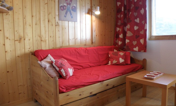 Reberty Apartment | Studio 4 people ski in Les Menuires with cleaning included