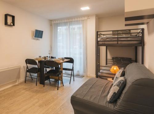 Cauterets Apartment | Studio 4 personnes pied télécabine Petit Vignemale