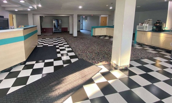 McAlester Hotel | Studio 6 Mcalester, Ok - South