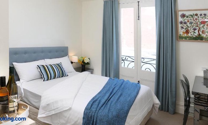 South Yarra Apartment | Studio 7 - Saint George Accommodation