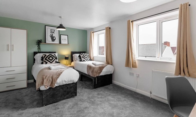 Middlesbrough Apartment | 🌟Studio 9 - City Centre - Free Wifi & Smart TV🌟