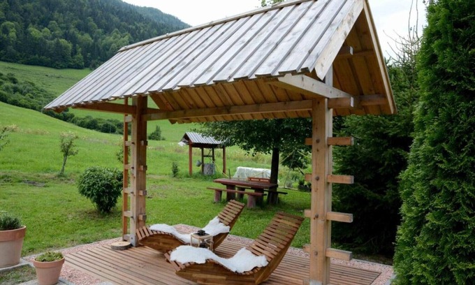 Luce Ski Chalet | Studio ALPIKA- surrounded by nature