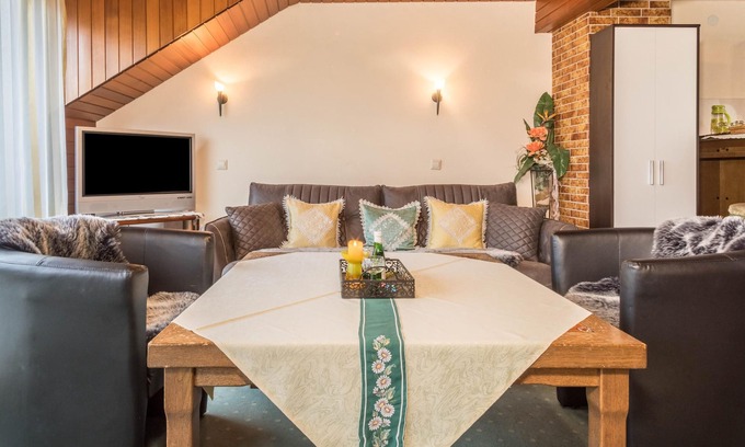 Friedrichshafen Apartment | Studio Apartment “Haus Marschall - Wohnung 4” directly on Lake Constance with Lake View