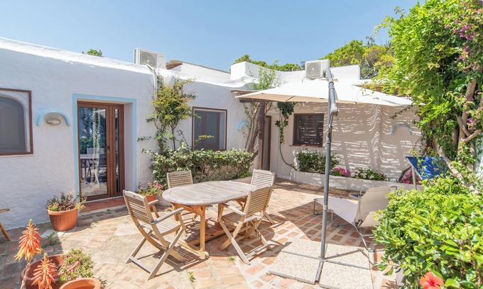 Porto Rafael Apartment | Studio Apartment Close to the Beach with Garden