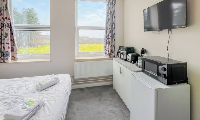 Hailsham Apartment | Studio Apartment 17 - UK48714