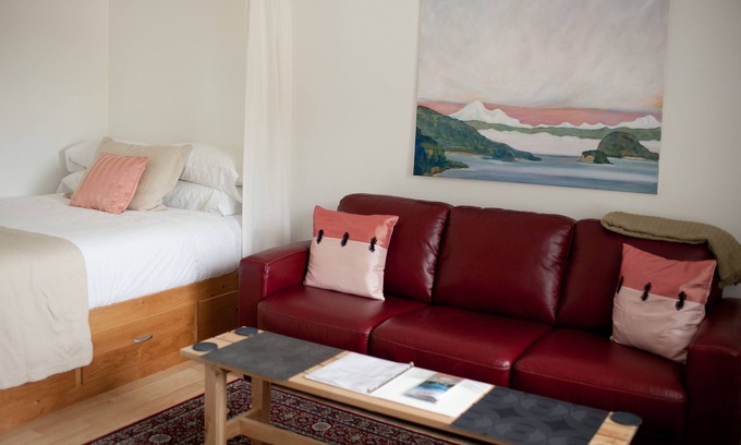 Eastsound Apartment | Studio Apartment in Eastsound, the Heart of Orcas Island - Chinook #2