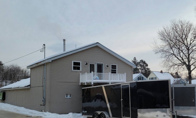Millinocket Apartment | Studio Apartment on the trail