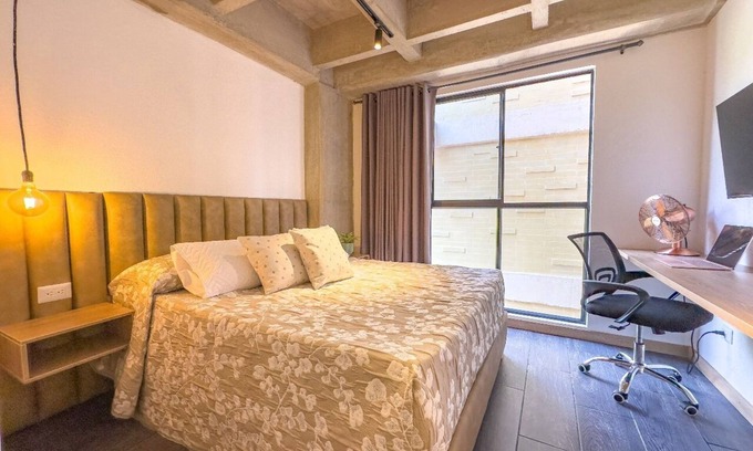 Laureles - Estadio Hotel | Studio apartment with excellent location in Medellín