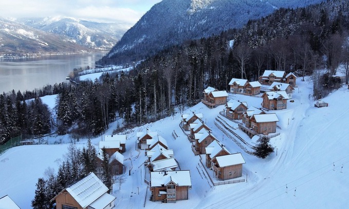 Grundlsee Apartment | Studio at Grundlsee in the Narcissus Village Zloam
