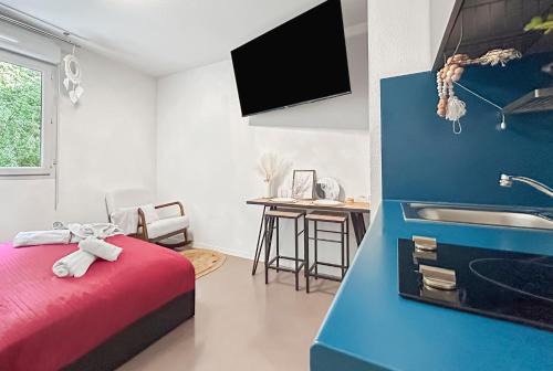 Saint Clair Apartment | Studio Aux Portes de Lyon