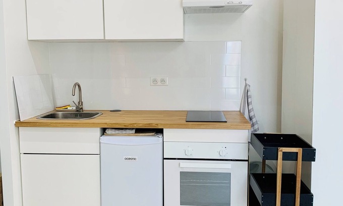 Vernier Apartment | Studio Avec Coin Nuit en Plein Centre de Nice