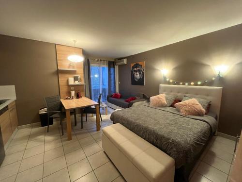 Naturist Village Apartment | Studio avec Piscine résidence Natureva by 8H