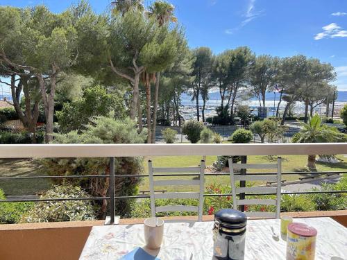 Saint-Raphael Apartment | Studio cabine climatisé avec terrasse et garage - 4 couchages, St Raphaël - FR-1-226A-180