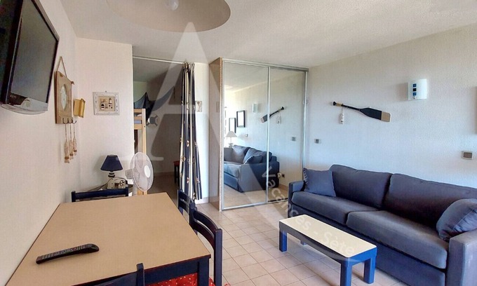Sete Apartment | Studio cabine en rez de jardin au sein d'une résidence avec piscine