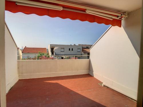 Carnon-Plage Apartment | Studio Cabine ensoleillé, terrasse, proche plage, port et commerces à Carnon-Plage - FR-1-715-72