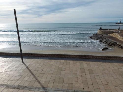Le Grau-dʼAgde Apartment | Studio cabine rénové 4 pers, proche plage, Le Grau d'Agde - FR-1-423-208