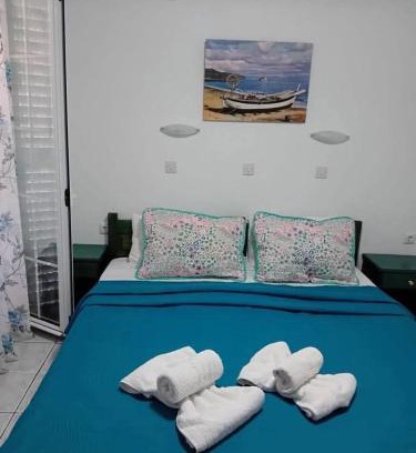 Chrisi Akti Apartment | Studio Charis