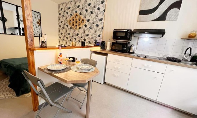 Cognac Apartment | Studio Charmant hyper centre Cognac