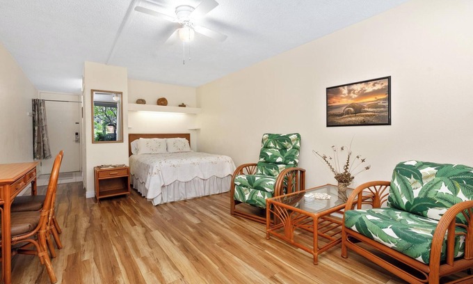 Historic Kailua Village Hotel | Studio Condo in town and across from the Ocean with a Pool