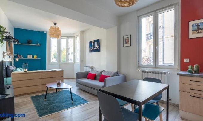 Nancy City Centre Apartment | Studio Craffe Nancy - Calme Cosy Lumineux et Parking