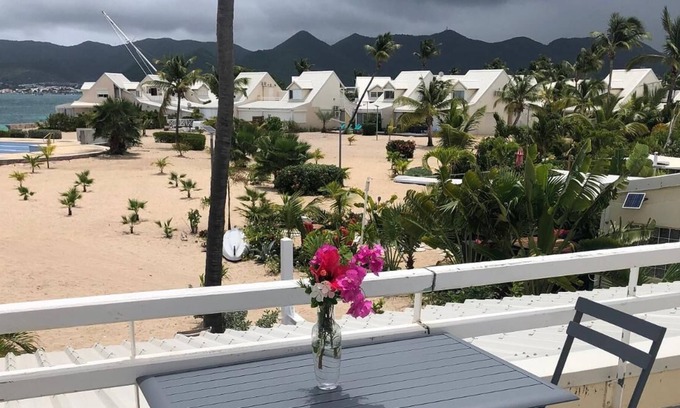 Marigot Apartment | Studio de Charme au Bord de la Mer Caraibes