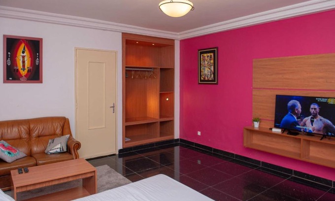 Dakar-Plateau Apartment | Studio design/ Dakar Plateau