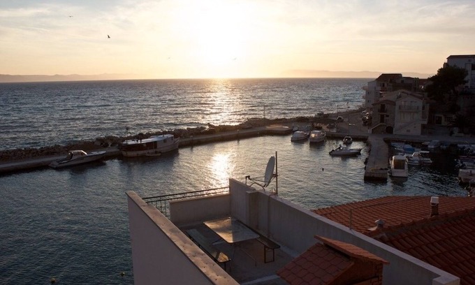 Drasnice Apartment | Studio flat near beach Drašnice, Makarska (AS-24869-b)