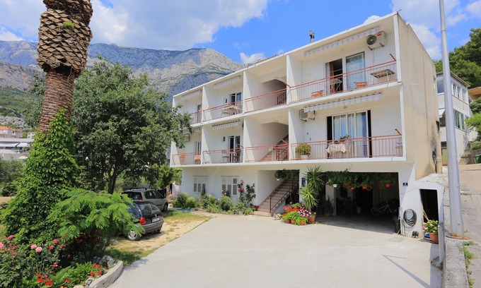 Tucepi Apartment | Studio flat with air-conditioning Tučepi, Makarska (AS-6695-c)