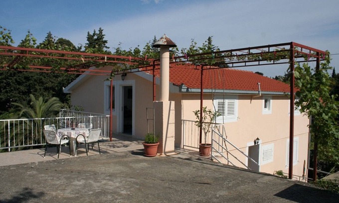 Trpanj Apartment | Studio flat with balcony Trpanj, Pelješac (AS-257-c)