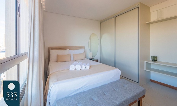 Barra Apartment | Studio in a condominium 400m from Farol da Barra.