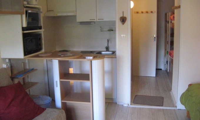 La Mongie Apartment | Studio in La Mongie, 5 people all comfort at the foot of the slopes, covered parking