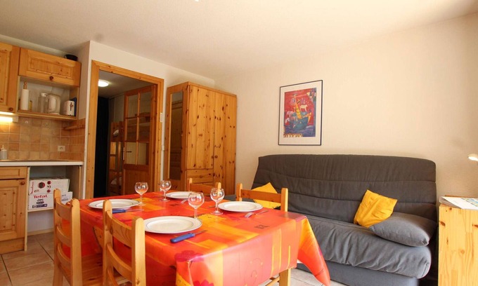 Saint-Chaffrey Apartment | Studio in Saint-Chaffrey with ski locker, optional garage - sleeps 4