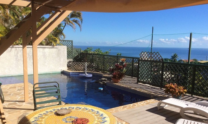 Arue Apartment | Studio l'Orchidée, a pretty cocoon with a view of the Pacific