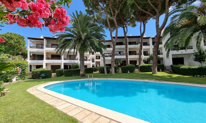 L'Escala Apartment | Studio 'La Escala Pueblo Pinos IC14' with Balcony, Shared Pool & A/C