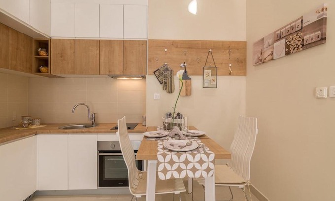 Donji Morinj Apartment | Studio Lavander