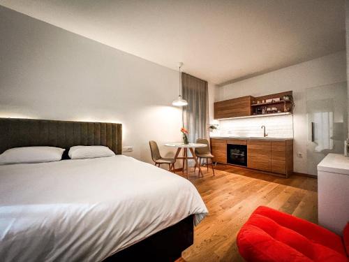 Ljubljana City Centre Apartment | Studio Lumee