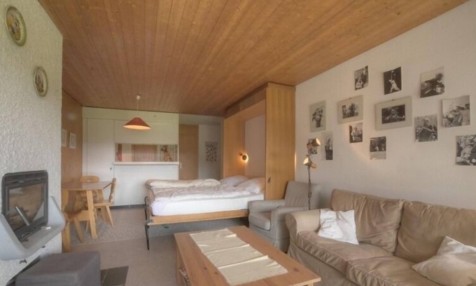 Anzere Apartment | Studio (max 4 pers.) near the cable car with view on the Valaisan Alps. Shops nearby, easy access, r