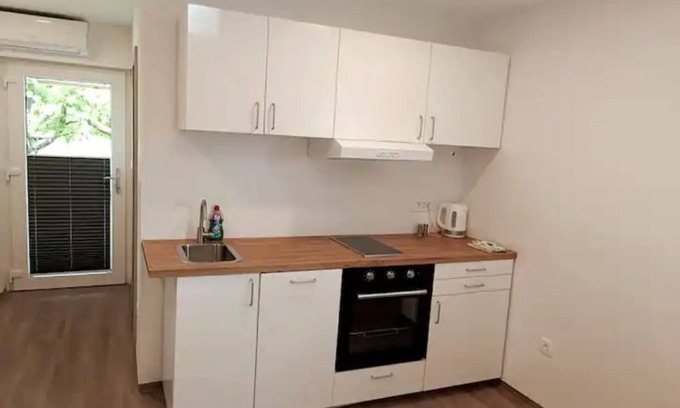 Bled Apartment | Studio Mici se nahaja na lepi lokaciji blizu jezera in centra Bleda