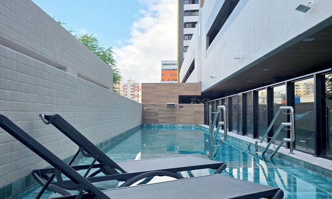 Ponta da Terra Condo | Studio na Pajuçara com Lazer Completo