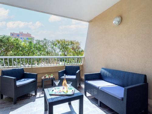 Toulon - Hyeres Apartment | Studio Port de La Gavine-27 by Interhome