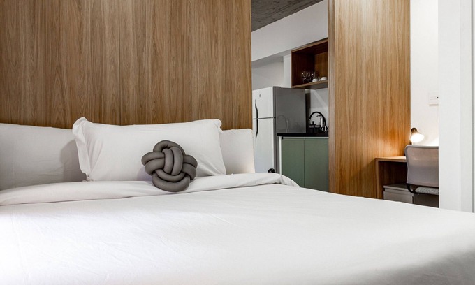 Republica Apartment | Studio Premium 1 Db bed with balcony